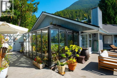 25 TIDEWATER Way | Lions Bay British Columbia | Slide Image Twenty-nine