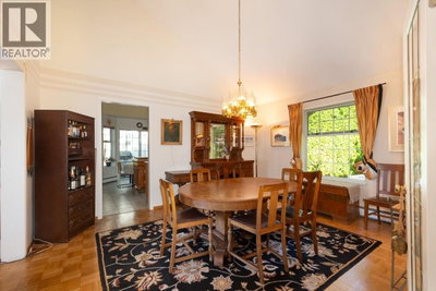 25 TIDEWATER Way | Lions Bay British Columbia | Slide Image Eight
