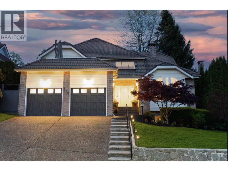 318 ROCHE POINT Drive North Vancouver British Columbia, V7G 2M2 - 7 Bedrooms Home For Sale