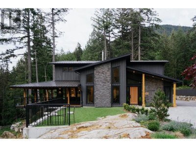 1604 JOAN AUDREY Lane | Bowen Island British Columbia | Slide Image Twenty-seven