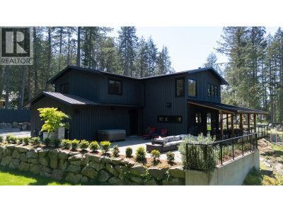 1604 JOAN AUDREY Lane | Bowen Island British Columbia | Slide Image Thirty-three