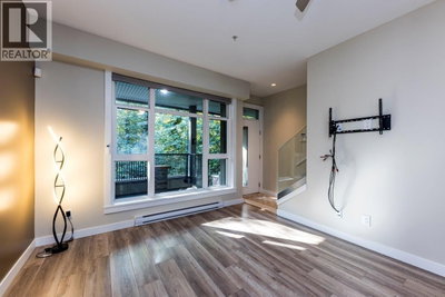 2135 HERITAGE PARK LANE Lane | North Vancouver British Columbia | Slide Image Eighteen