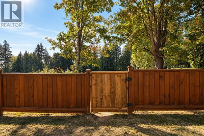 622 FARNHAM Road | Gibsons British Columbia | Slide Image Ten