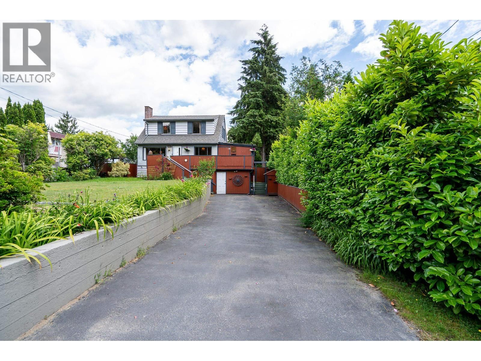 3554 HASTINGS Street, Port Coquitlam, British Columbia V3B 4N4