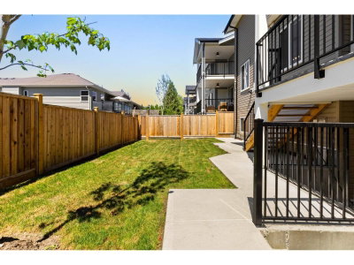 7139 ELWOOD Drive | Chilliwack British Columbia | Slide Image Thirty-seven