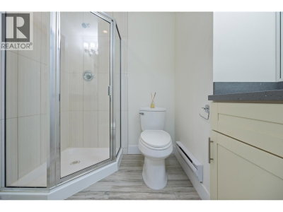 801 RODERICK Avenue | Coquitlam British Columbia | Slide Image Nine