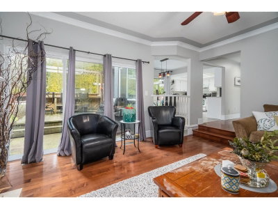 2237 MOUNTAIN Drive | Abbotsford British Columbia | Slide Image Two