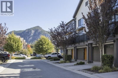 1342 HALYARD Place | Squamish British Columbia | Slide Image Thirty-two