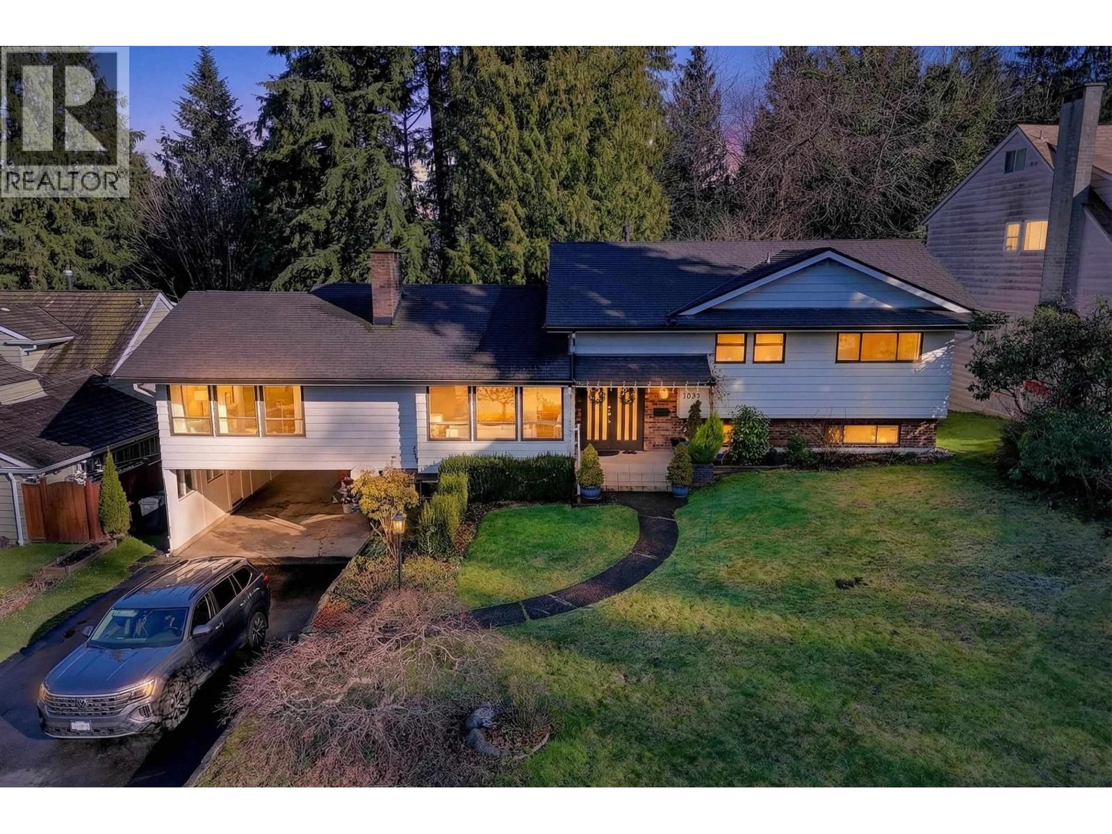 1838 HARBOUR Drive, Coquitlam, British Columbia V3J 5W7