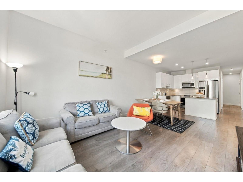 20696 EASTLEIGH Crescent Langley British Columbia, V3A 0M3 - 3 Bedrooms Condo For Sale