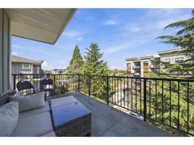 20696 EASTLEIGH Crescent | Langley British Columbia | Slide Image Twelve