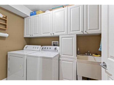15500 ROSEMARY HEIGHTS Crescent | Surrey British Columbia | Slide Image Thirty-two