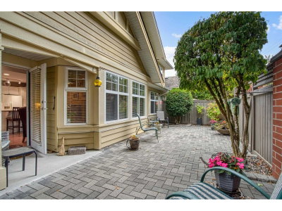 15500 ROSEMARY HEIGHTS Crescent | Surrey British Columbia | Slide Image Thirty-three