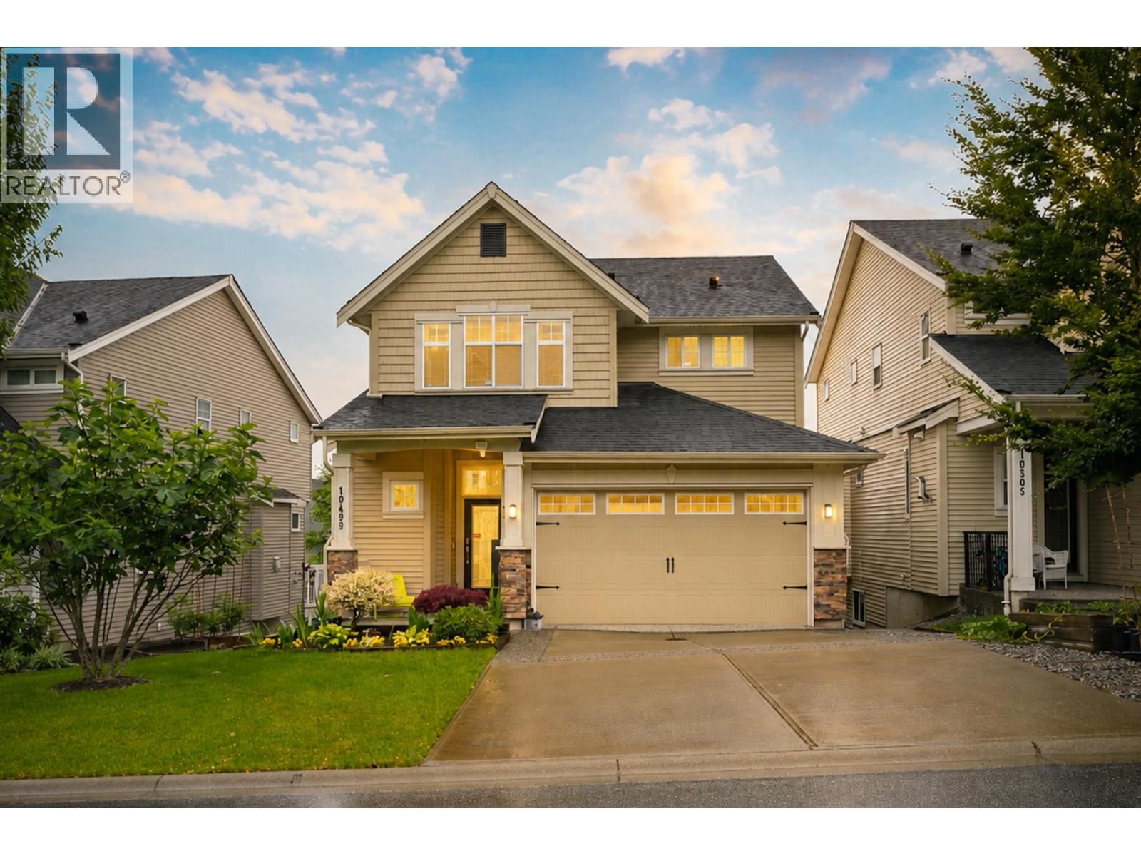 10499 MCEACHERN Street, Maple Ridge, British Columbia V2W 0H8