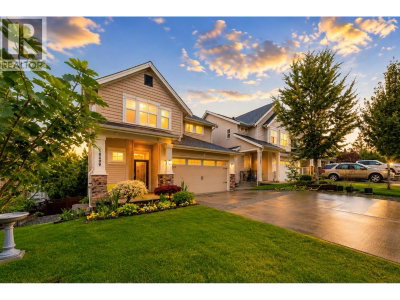 10499 MCEACHERN Street | Maple Ridge British Columbia | Slide Image Three