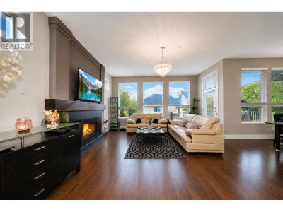 10499 MCEACHERN Street | Maple Ridge British Columbia | Slide Image Six