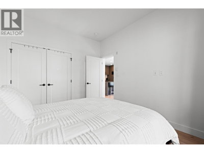 55 KLAHANIE Drive | Port Moody British Columbia | Slide Image Nineteen