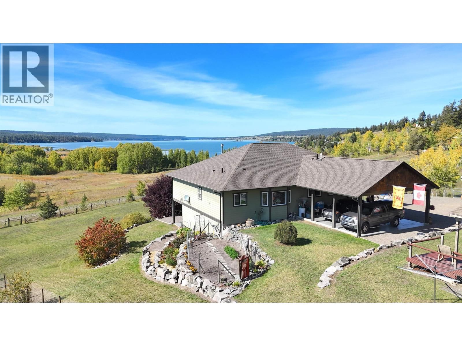 4162 LAC LA HACHE STATION Road, Lac La Hache, British Columbia V0K 1T0