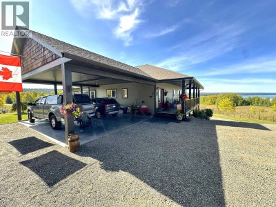4162 LAC LA HACHE STATION Road | Lac La Hache British Columbia | Slide Image Three