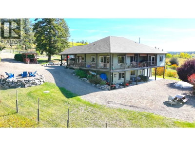 4162 LAC LA HACHE STATION Road | Lac La Hache British Columbia | Slide Image Four