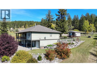 4162 LAC LA HACHE STATION Road | Lac La Hache British Columbia | Slide Image Six