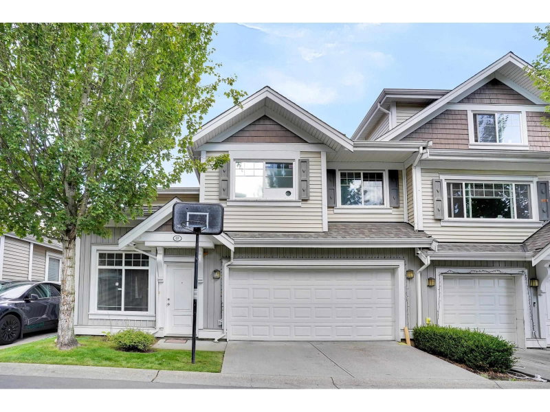 30748 CARDINAL Avenue Abbotsford British Columbia, V2T 0C1 - 4 Bedrooms Condo For Sale