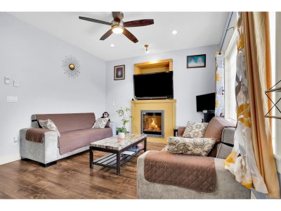 30748 CARDINAL Avenue | Abbotsford British Columbia | Slide Image Six