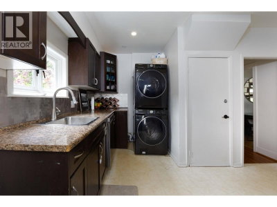 524 SECOND Street | New Westminster British Columbia | Slide Image Nine