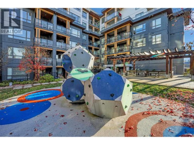 721 ANSKAR Court | Coquitlam British Columbia | Slide Image Twenty-four