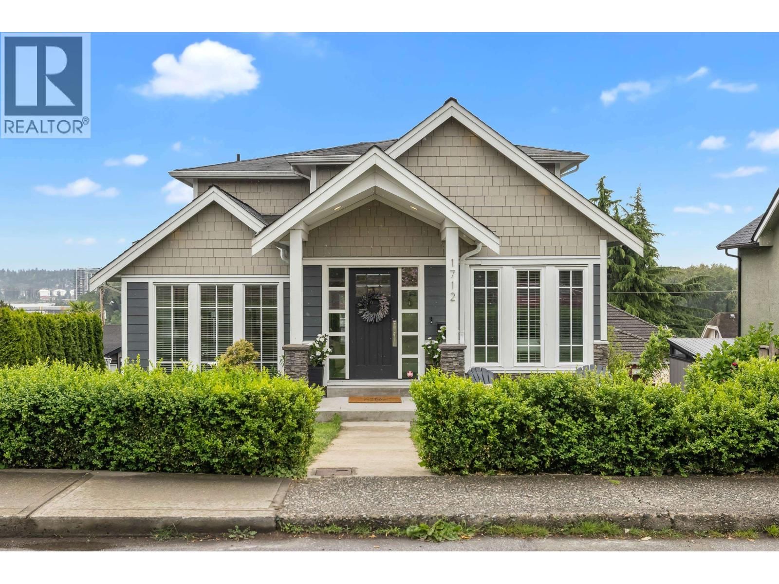 1712 NANAIMO Street, New Westminster, British Columbia V3M 2G6