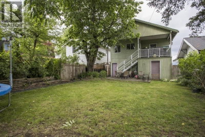 1976 WARWICK Avenue | Port Coquitlam British Columbia | Slide Image Thirty-one