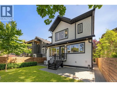 683 19TH Avenue | Vancouver British Columbia | Slide Image Two