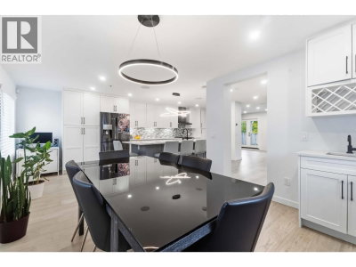 3000 RIVERBEND Drive | Coquitlam British Columbia | Slide Image Thirteen