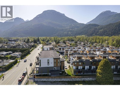 39767 GOVERNMENT Road | Squamish British Columbia | Slide Image Twenty-two