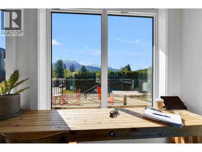 39767 GOVERNMENT Road | Squamish British Columbia | Slide Image Seven