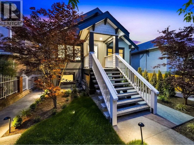 2339 PARKER Street Vancouver British Columbia, V5L 2M2 - 5 Bedrooms Condo For Sale