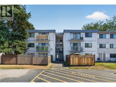 7220 LINDSAY Road | Richmond British Columbia | Slide Image Three