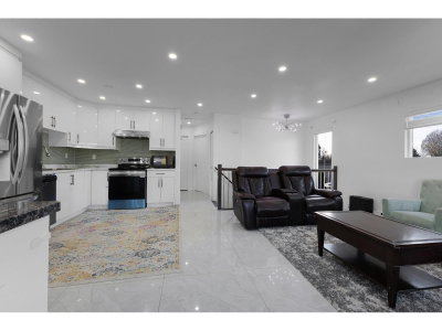 123 SPRINGFIELD Drive | Langley British Columbia | Slide Image Fifteen