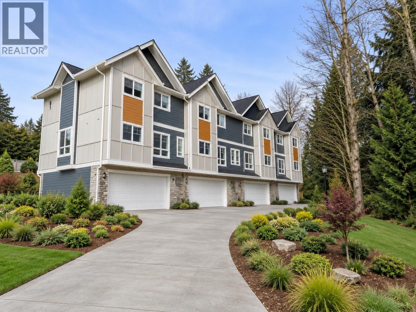 6091 ROSEWOOD Place, Sechelt, British Columbia V7Z 0P9