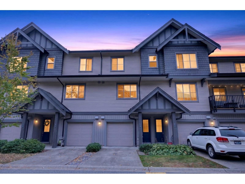 9525 204 Street Langley British Columbia, V1M 0B9 - 3 Bedrooms Condo For Sale