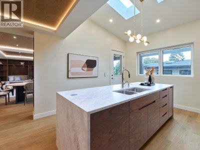3732 1ST Avenue | Vancouver British Columbia | Slide Image Twelve