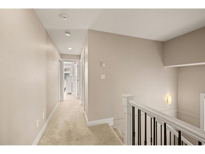 2689 PARKWAY Drive | Surrey British Columbia | Slide Image Eighteen