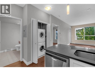 12409 HARRIS Road | Pitt Meadows British Columbia | Slide Image Three