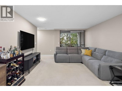 7380 ELMBRIDGE Way | Richmond British Columbia | Slide Image Two