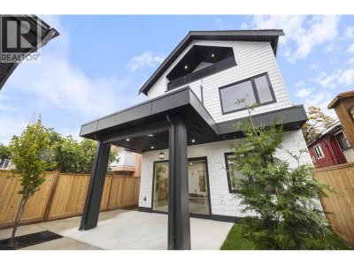 2070 26TH Avenue | Vancouver British Columbia | Slide Image Twenty-nine