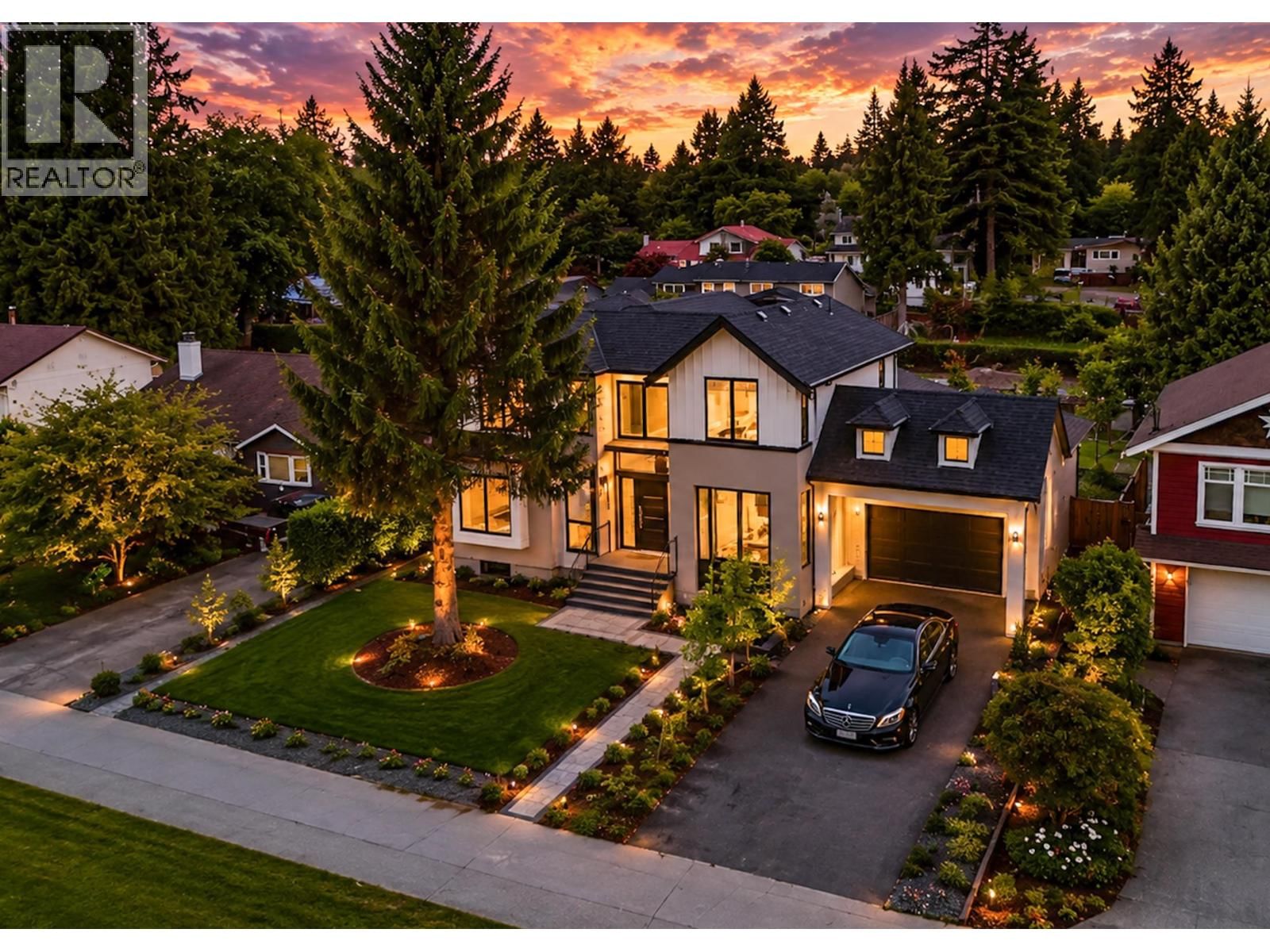 1493 55 Street, Delta, British Columbia V4M 3K4