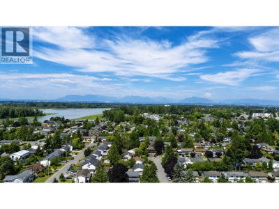 5059 WHITWORTH Crescent | Delta British Columbia | Slide Image Seven