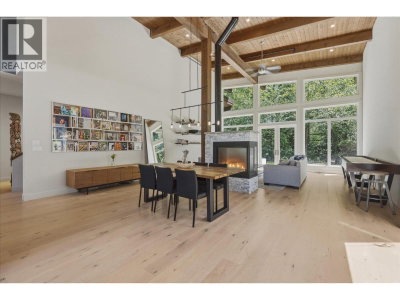 3324 MAMQUAM Road | Squamish British Columbia | Slide Image Nine
