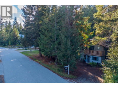 6533 BALSAM Way | Whistler British Columbia | Slide Image Twenty-four