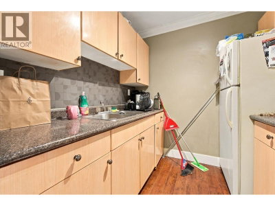 830 7TH Avenue | Vancouver British Columbia | Slide Image Eight
